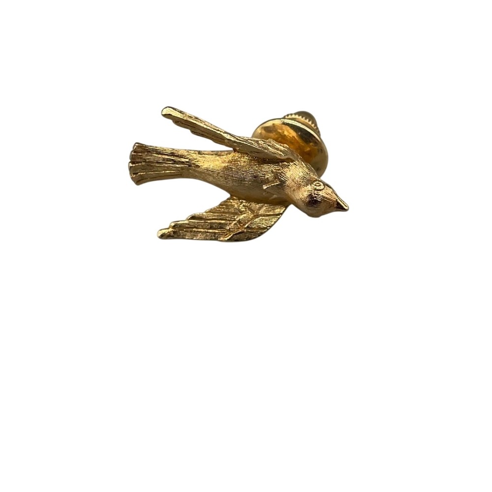 Vintage Avon Gold Tone Bird Pin Sparrow Swallow Lapel Tie Tack Textured Jewelry